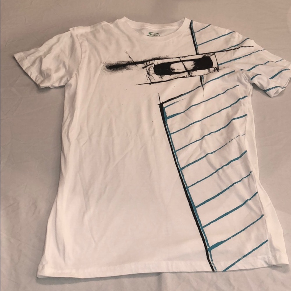 White Oakley T-shirt